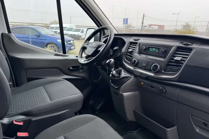 Ford Transit din 2020 cu 142.000 km - oferta FOR256013 - foto 12