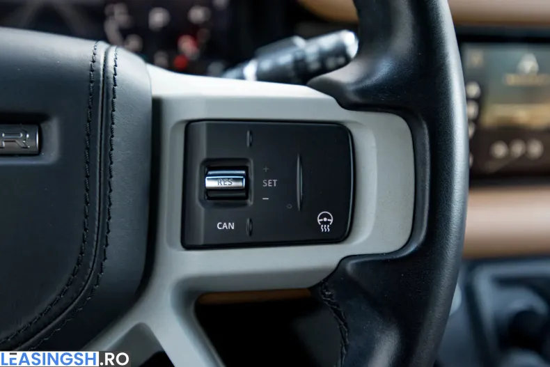 Land Rover Defender din 2023 cu 72.000 km - oferta LAN256014 - foto 27
