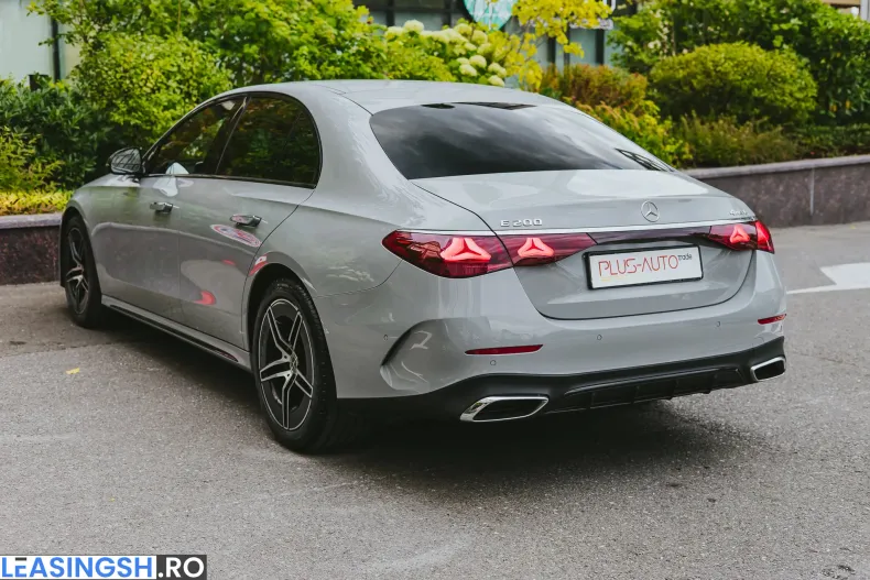 Mercedes-Benz E din 2024 cu 37.000 km - oferta MER256015 - foto 11