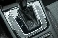 Volkswagen Passat din 2022 cu 92.500 km - oferta VOL256022 - foto 27