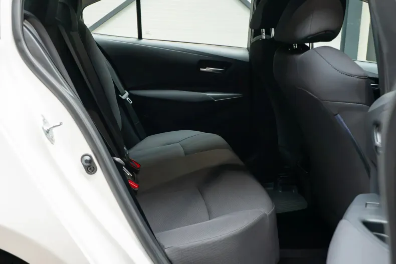 Toyota Corolla din 2021 cu 42.200 km - oferta TOY256023 - foto 16