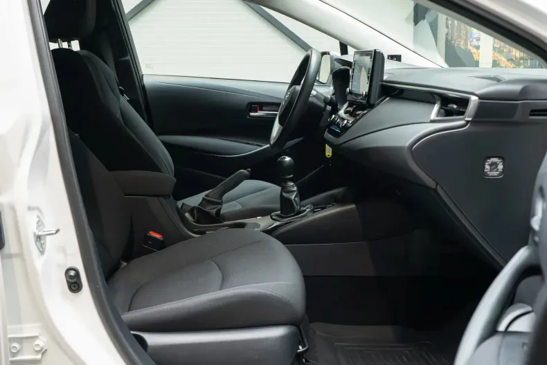 Toyota Corolla din 2021 cu 42.200 km - oferta TOY256023 - foto 17