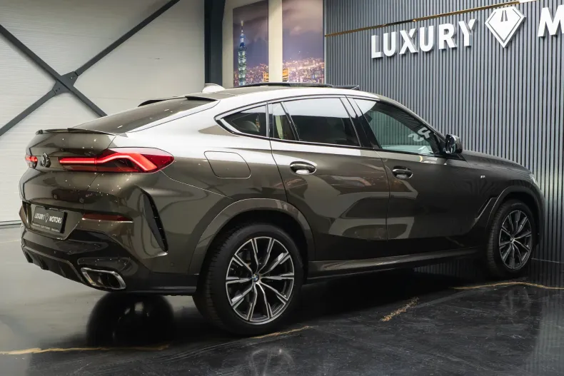 BMW X6 (Seria X) din 2022 cu 136.500 km - oferta BMW256024 - foto 5