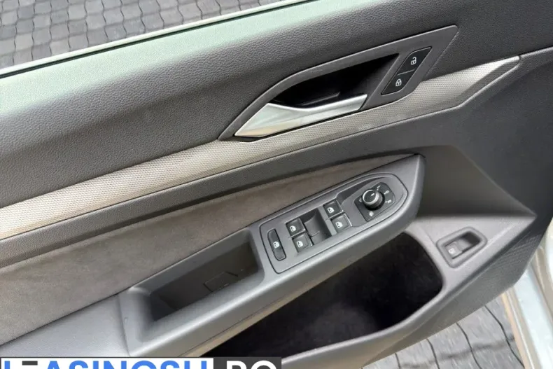 Volkswagen Golf din 2026 cu 1.772 km - oferta VOL256034 - foto 15