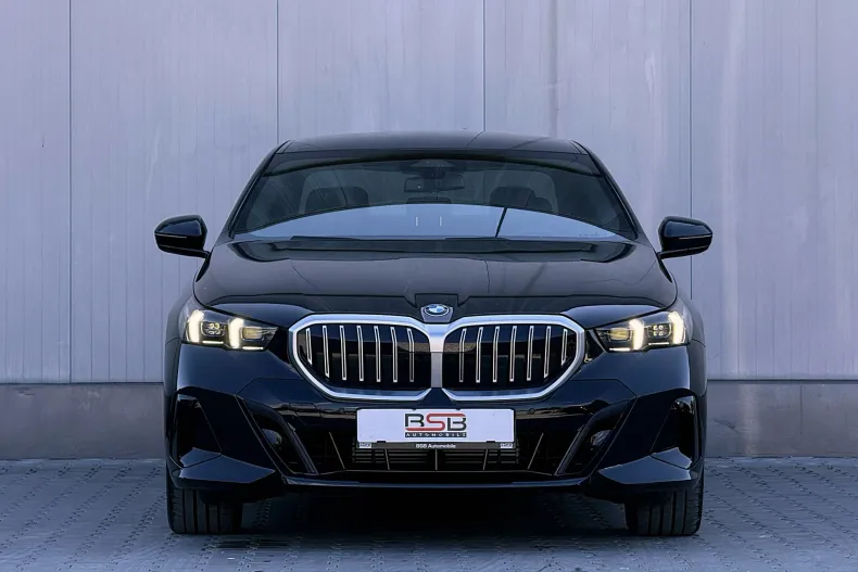 BMW 520 (Seria 5) din 2026 cu 14.205 km - oferta BMW256037 - foto 9
