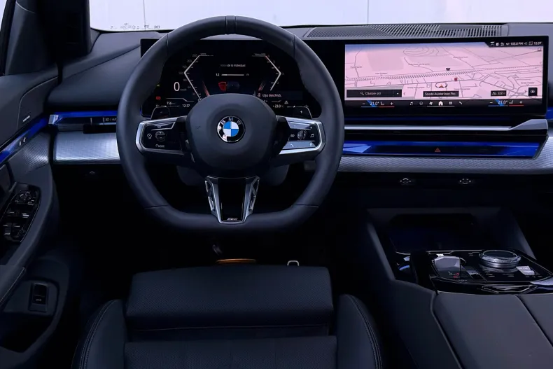 BMW 520 (Seria 5) din 2026 cu 14.205 km - oferta BMW256037 - foto 18