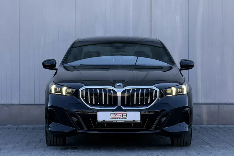 BMW 520 (Seria 5) din 2026 cu 4.144 km - oferta BMW256039 - foto 9