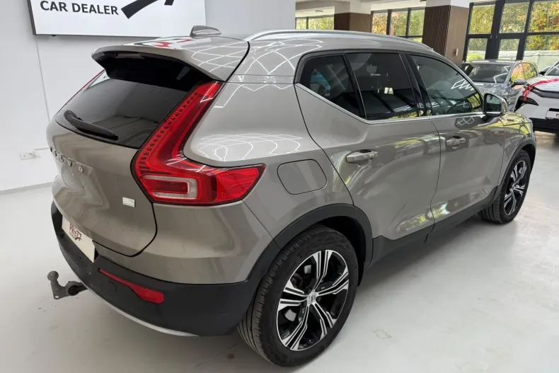 Volvo XC40 din 2021 cu 172.000 km - oferta VOL256041 - foto 6