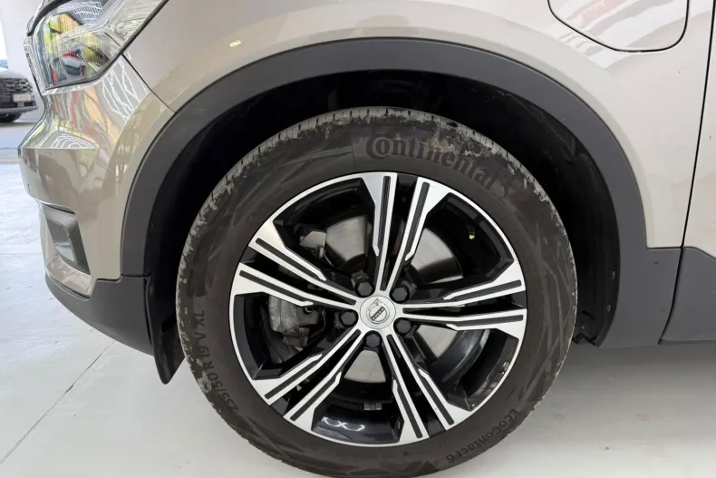 Volvo XC40 din 2021 cu 172.000 km - oferta VOL256041 - foto 7