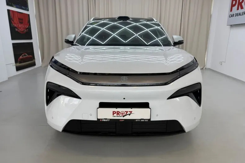 BYD Tang din 2025 cu 14.100 km - oferta BYD256042 - foto 2