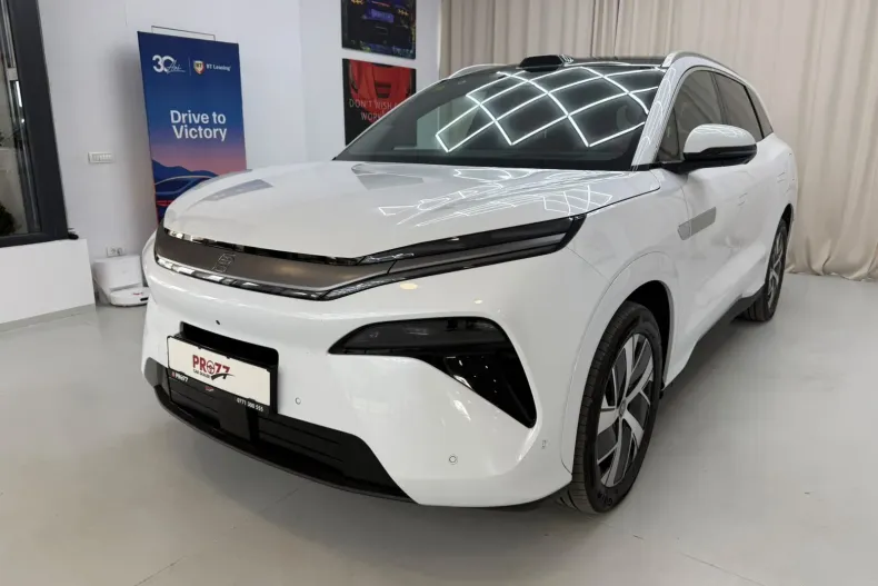 BYD Tang din 2025 cu 14.100 km - oferta BYD256042 - foto 3