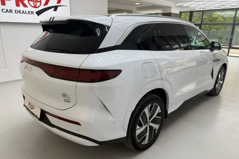 BYD Tang din 2025 cu 14.100 km - oferta BYD256042 - foto 6