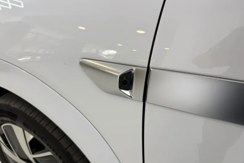 BYD Tang din 2025 cu 14.100 km - oferta BYD256042 - foto 8