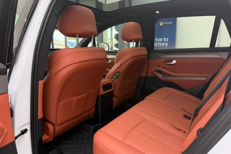 BYD Tang din 2025 cu 14.100 km - oferta BYD256042 - foto 28