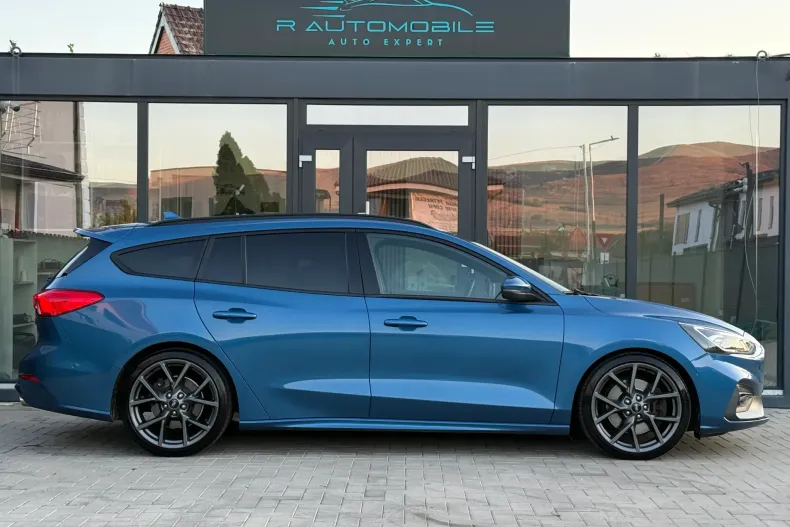 Ford Focus din 2020 cu 140.977 km - oferta FOR256048 - foto 2