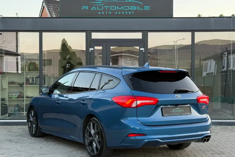 Ford Focus din 2020 cu 140.977 km - oferta FOR256048 - foto 6
