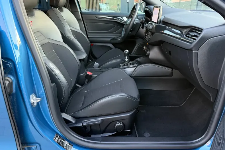 Ford Focus din 2020 cu 140.977 km - oferta FOR256048 - foto 14