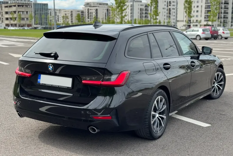 BMW 318 (Seria 3) din 2021 cu 177.000 km - oferta BMW256049 - foto 3