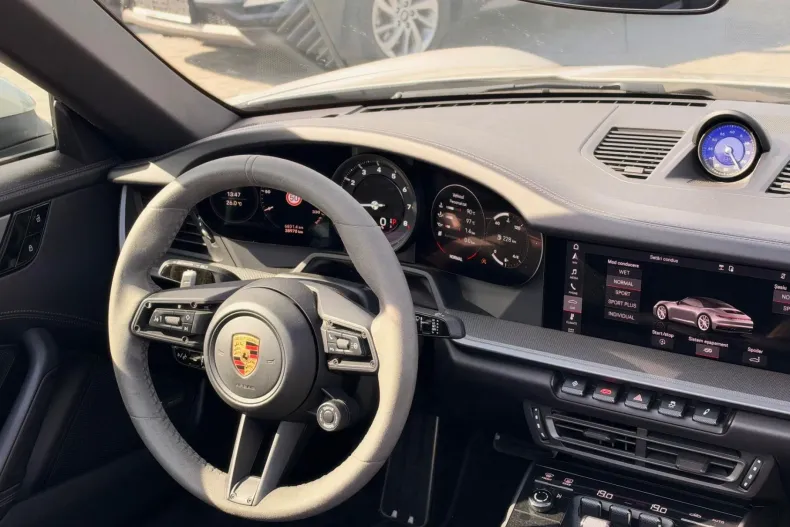 Porsche 911 din 2021 cu 38.500 km - oferta POR256053 - foto 8