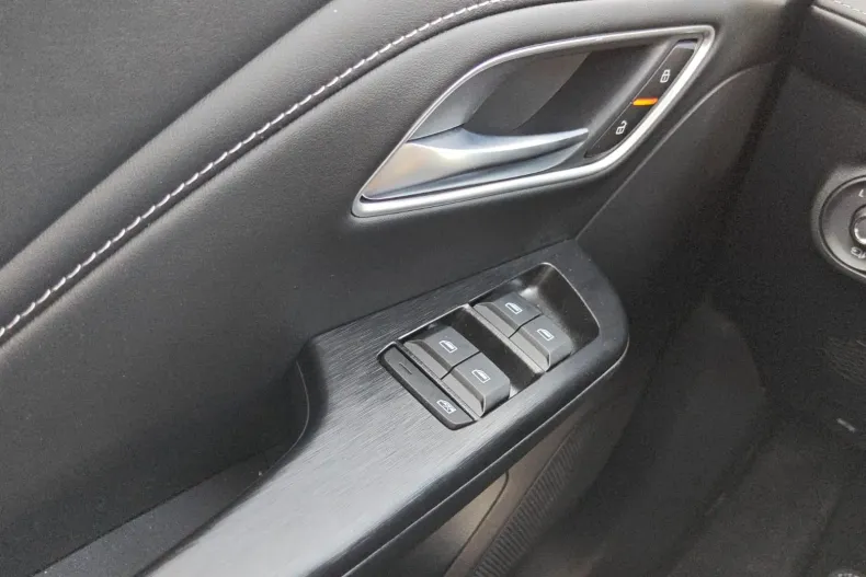 MG ZS din 2026 cu 1.900 km - oferta MG0256056 - foto 16
