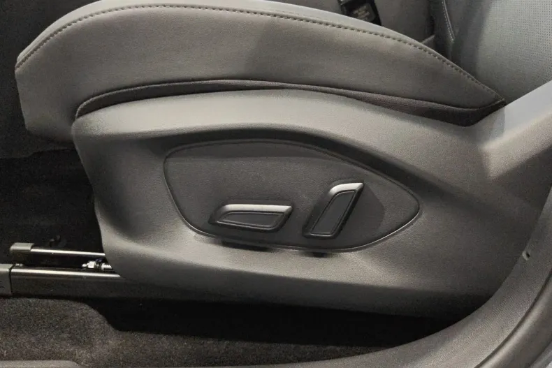MG ZS din 2026 cu 15 km - oferta MG0256059 - foto 22