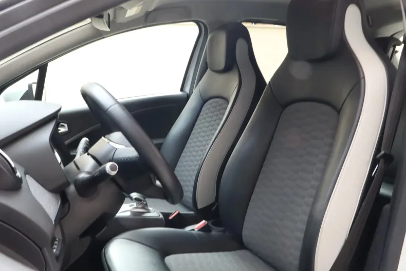 Renault ZOE din 2021 cu 29.241 km - oferta REN256063 - foto 13