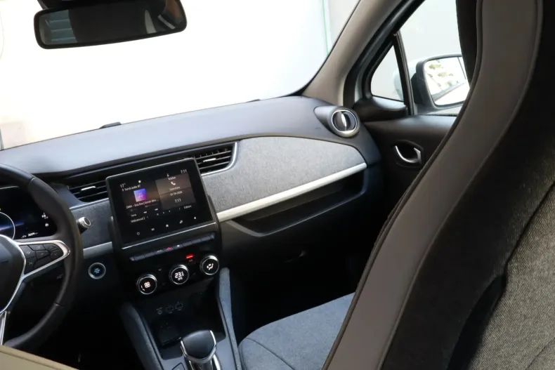 Renault ZOE din 2020 cu 26.351 km - oferta REN256065 - foto 19