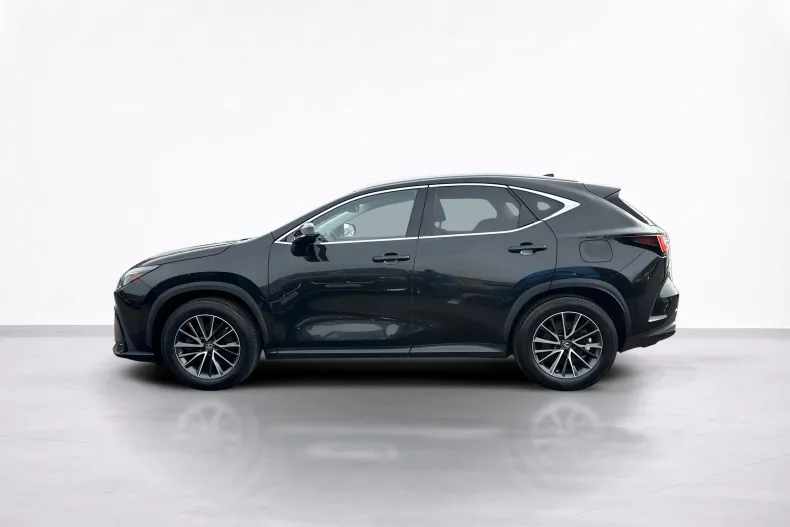 Lexus Seria NX din 2022 cu 82.084 km - oferta LEX256075 - foto 2