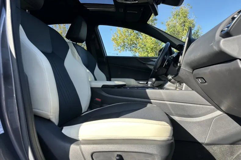 Lexus Seria NX din 2022 cu 21.046 km - oferta LEX256079 - foto 11