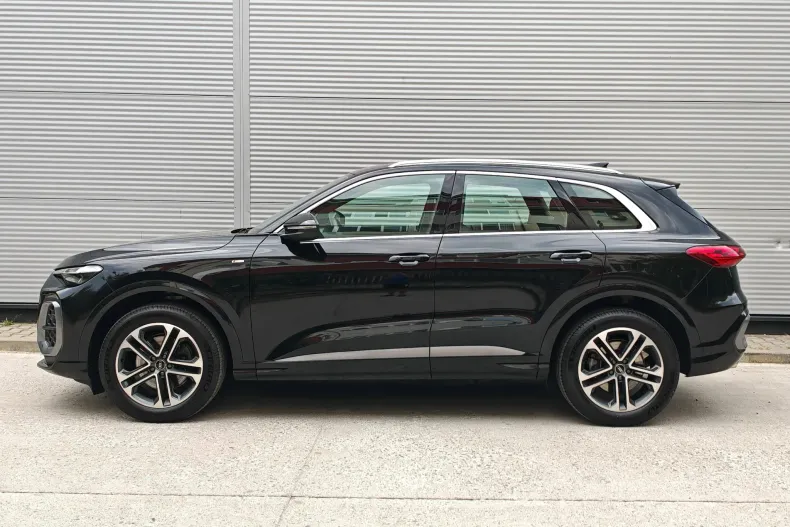 Audi Q5 din 2025 cu 36.559 km - oferta AUD256083 - foto 9