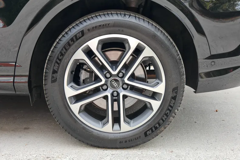 Audi Q5 din 2025 cu 36.559 km - oferta AUD256083 - foto 11
