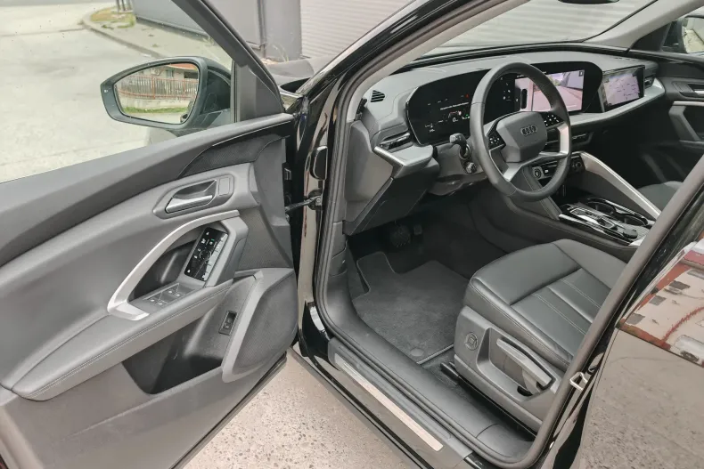 Audi Q5 din 2025 cu 36.559 km - oferta AUD256083 - foto 12