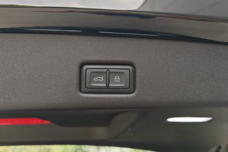 Audi Q5 din 2025 cu 36.559 km - oferta AUD256083 - foto 39