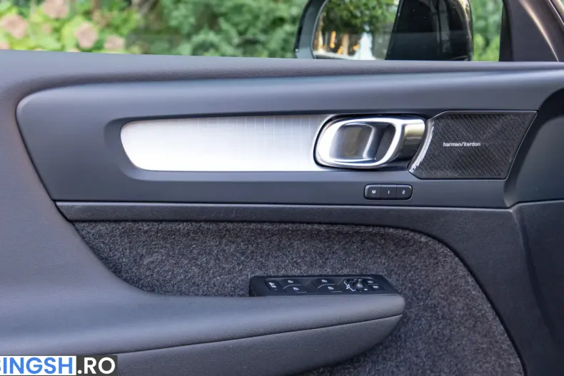 Volvo XC40 din 2023 cu 57.000 km - oferta VOL256085 - foto 15