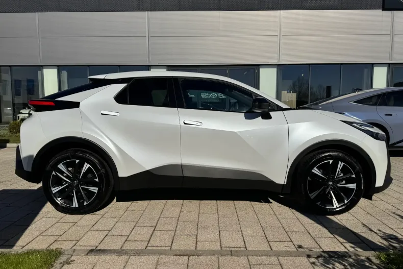 Toyota C-HR din 2026 cu 2.107 km - oferta TOY256092 - foto 8