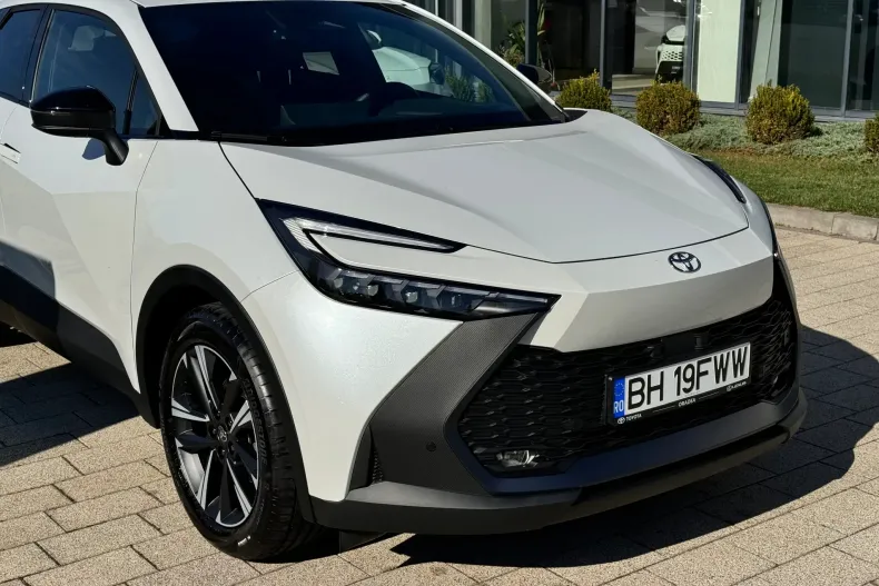 Toyota C-HR din 2026 cu 2.107 km - oferta TOY256092 - foto 10