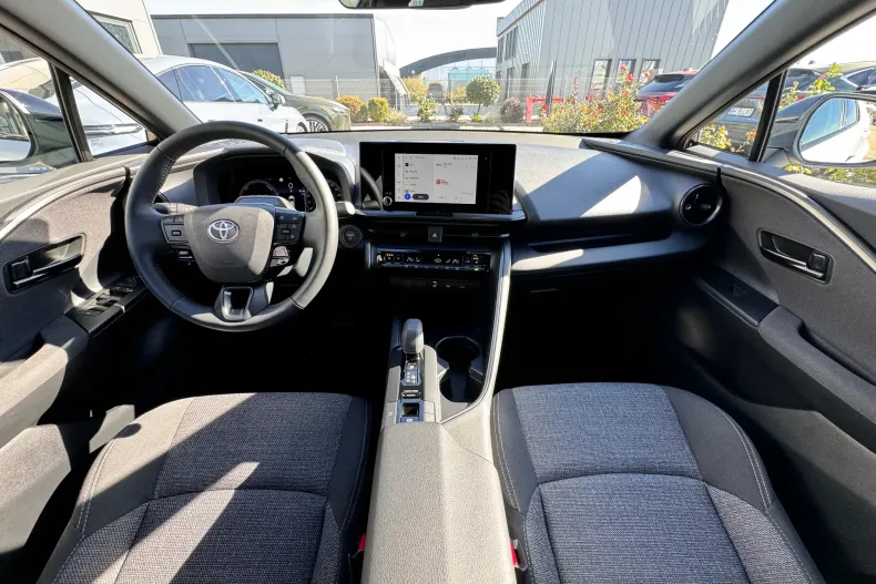 Toyota C-HR din 2026 cu 2.107 km - oferta TOY256092 - foto 25