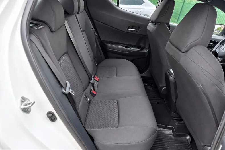 Toyota C-HR din 2022 cu 140.000 km - oferta TOY256093 - foto 7