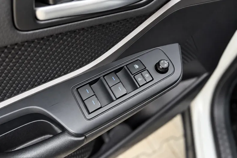 Toyota C-HR din 2022 cu 140.000 km - oferta TOY256093 - foto 13