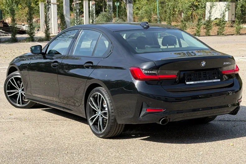 BMW 330 (Seria 3) din 2021 cu 138.350 km - oferta BMW256098 - foto 3