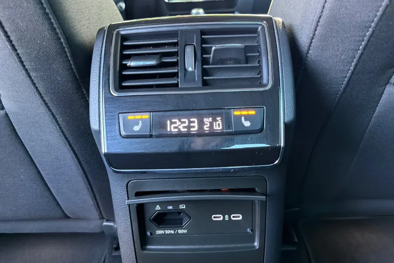 Skoda Superb din 2022 cu 146.820 km - oferta SKO256099 - foto 15