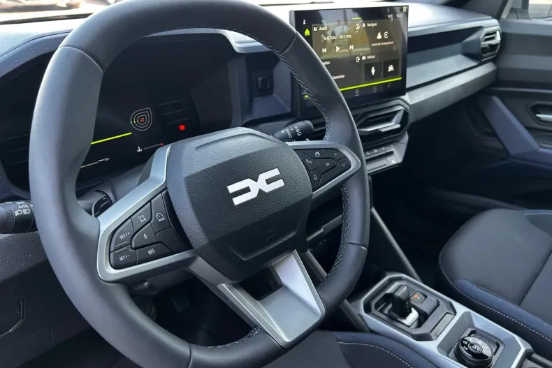Dacia Duster din 2026 cu 8 km - oferta DAC256106 - foto 2