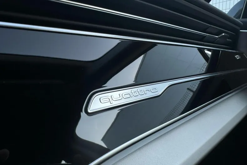 Audi Q7 din 2020 cu 61.391 km - oferta AUD256109 - foto 20
