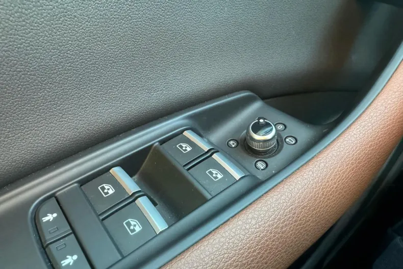 Audi Q7 din 2020 cu 61.391 km - oferta AUD256109 - foto 28