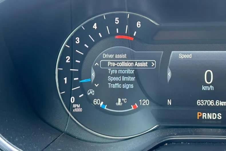 Ford Mondeo din 2021 cu 63.706 km - oferta FOR256110 - foto 7