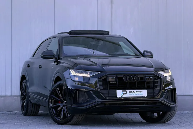Audi Q8 din 2023 cu 141.637 km - oferta AUD256112 - foto 1