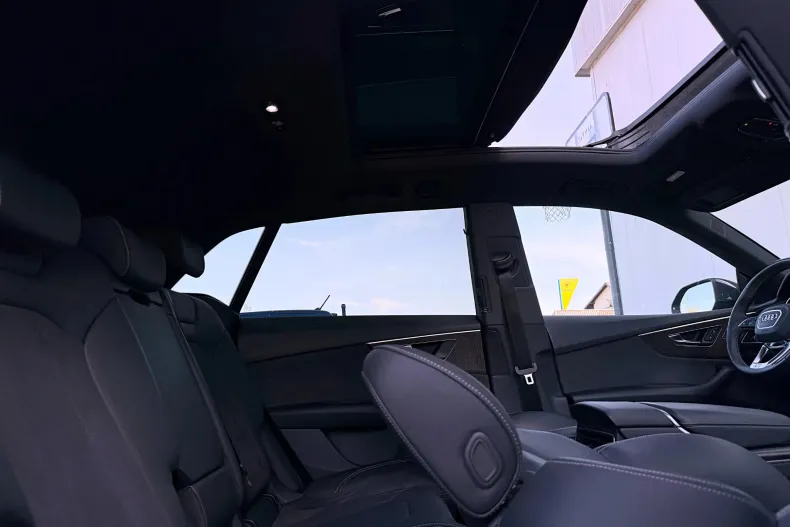 Audi Q8 din 2023 cu 141.637 km - oferta AUD256112 - foto 6