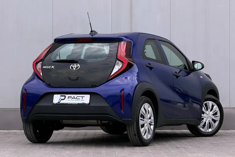 Toyota Aygo din 2023 cu 92.900 km - oferta TOY256115 - foto 4
