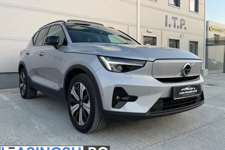 Volvo XC40 din 2022 cu 93.268 km - oferta VOL256130 - foto 1