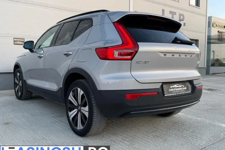 Volvo XC40 din 2022 cu 93.268 km - oferta VOL256130 - foto 4
